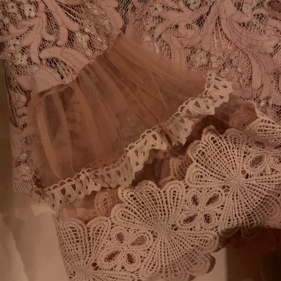 Brand new with lace set. Pencil skirt snd long sleeves lace top /shirt. - Picture 6 of 6